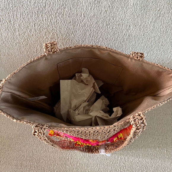 Handcrafted in India shoulder bag with flowers - Picture 2 of 6